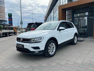2017 Volkswagen Tiguan II, белый, 2118000 рублей, вид 1