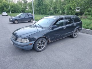 1998 Volvo V40 I, синий, 125000 рублей, вид 1
