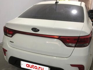 2020 Kia Rio IV, белый, 1300000 рублей, вид 3