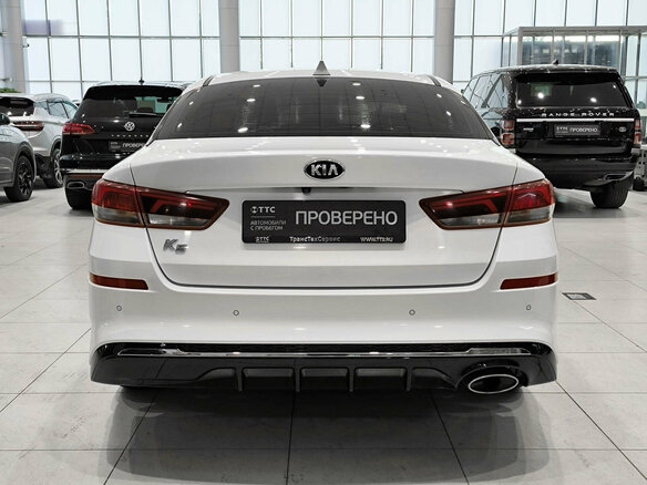 2019 Kia K5 III, белый, 1950000 рублей - вид 5