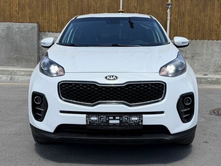 2018 Kia Sportage IV, белый, 1900000 рублей, вид 2