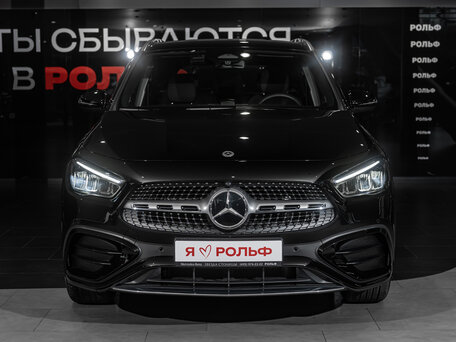 2025 Mercedes-Benz GLA 250 II (H247) Рестайлинг, чёрный, 6888000 рублей, вид 2