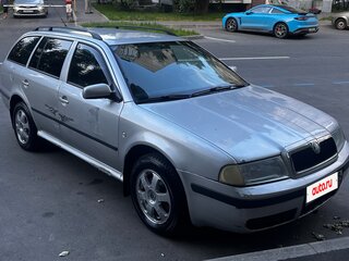 2006 Skoda Octavia I (A4) Рестайлинг, серебристый, 330000 рублей, вид 2