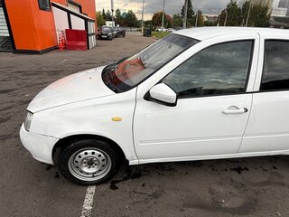 2009 Lada (ВАЗ) Kalina I, белый, 140000 рублей, вид 3