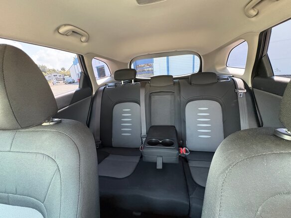 2014 Kia Ceed II, чёрный, 1400000 рублей - вид 15