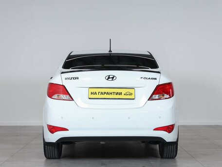 2015 Hyundai Solaris I Рестайлинг, белый, 899000 рублей, вид 5