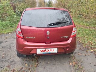 2010 Renault Sandero I, красный, 500000 рублей, вид 5