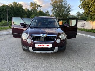 2012 Skoda Yeti I, пурпурный, 670000 рублей, вид 3