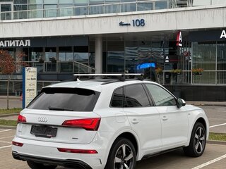 2023 Audi Q5 45 TFSI II (FY) Рестайлинг, белый, 2990000 рублей, вид 5