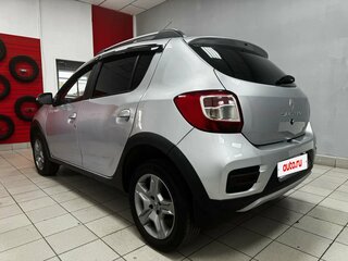 2021 Renault Sandero Stepway II Рестайлинг, серый, 1070000 рублей, вид 4