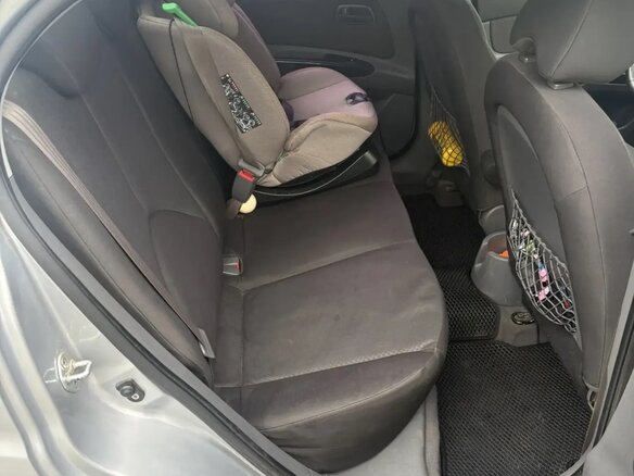 2010 Kia Rio II Рестайлинг, серебристый, 330000 рублей - вид 11