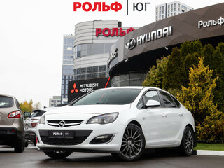 2013 Opel Astra J Рестайлинг, белый, 598000 рублей, вид 1