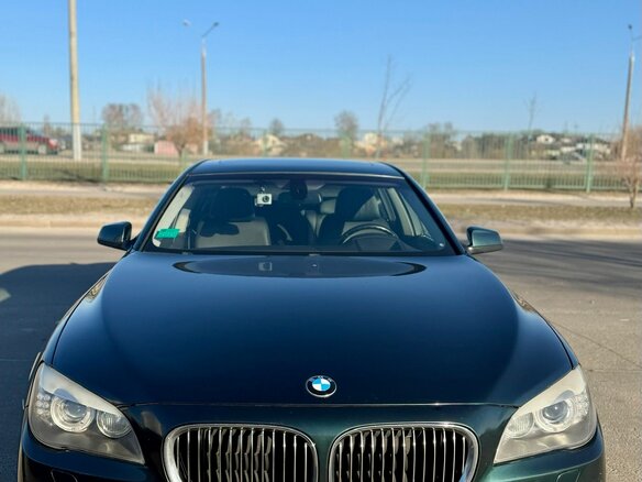 2009 BMW 7 серии 730d V (F01/F02/F04), зелёный, 1650000 рублей