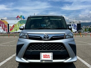 2022 Toyota Roomy I Рестайлинг, серебристый, 940000 рублей, вид 2