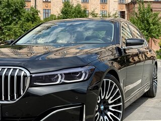 2019 BMW 7 серии Long 730Ld xDrive VI (G11/G12) Рестайлинг, чёрный, 5400000 рублей, вид 3