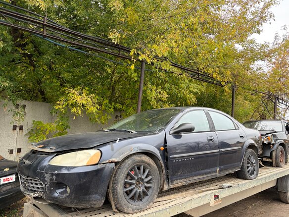 2001 Chrysler Sebring II, синий, 110000 рублей - вид 7