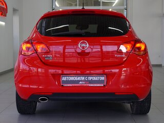 2011 Opel Astra J, красный, 598000 рублей, вид 4