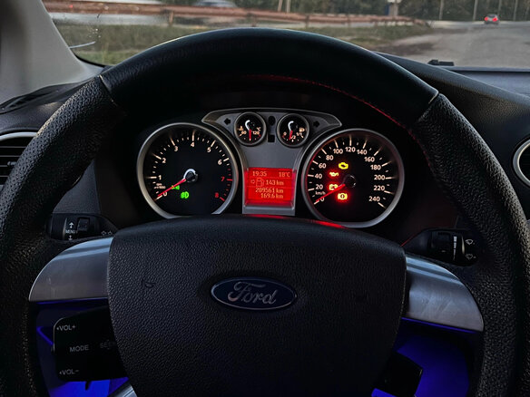2010 Ford Focus II Рестайлинг, синий, 555000 рублей - вид 11