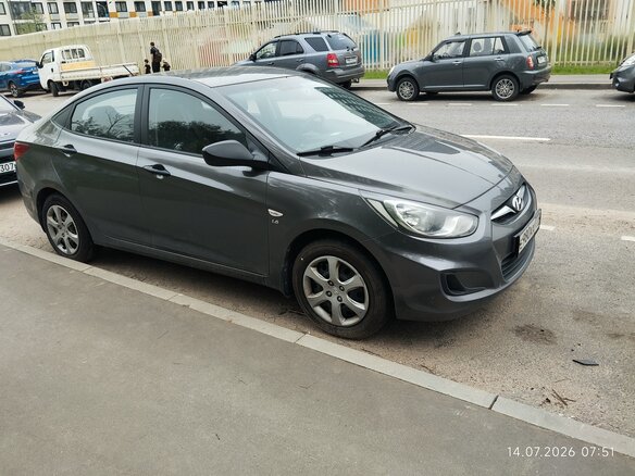 2014 Hyundai Solaris I, серый, 750000 рублей