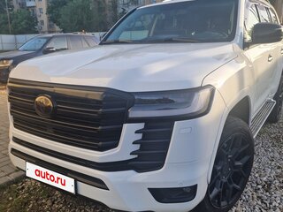 2010 Toyota Land Cruiser 200 Series, белый, 4800000 рублей, вид 4