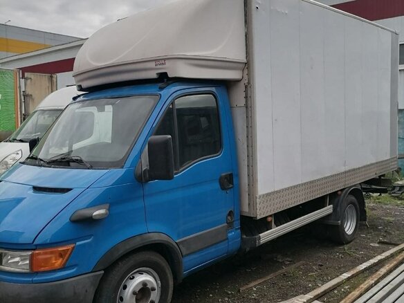2005 Iveco Daily, синий, 850000 рублей - вид 3