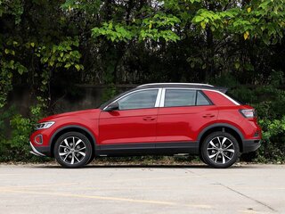 2026 Volkswagen T-Roc I (China Market) Рестайлинг, красный, 2390000 рублей, вид 4