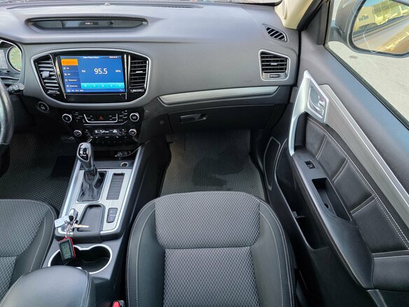 2019 Geely Emgrand X7 I Рестайлинг 2, бежевый, 1200000 рублей - вид 19