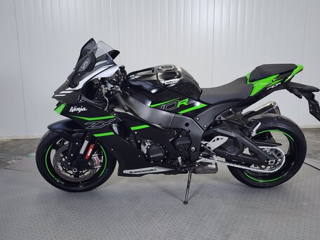 2021 Kawasaki ZX-10R Ninja, чёрный, 1659000 рублей, вид 5