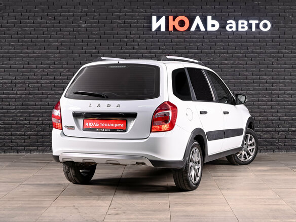2023 Lada (ВАЗ) Granta Cross I Рестайлинг, белый - вид 4