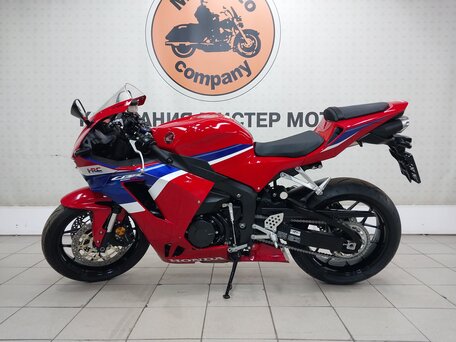 2024 Honda CBR 600RR, красный, 1349000 рублей, вид 2