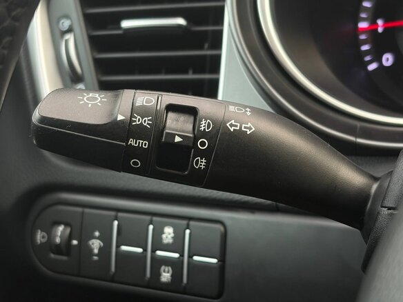 2021 Kia Ceed III, серый - вид 29