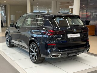 2025 BMW X5 Long 30Li IV (G05/G18) Рестайлинг, чёрный, 9190000 рублей, вид 2