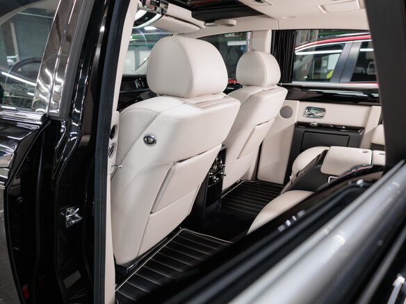 2013 Rolls-Royce Phantom VII Рестайлинг (Series II), чёрный - вид 24