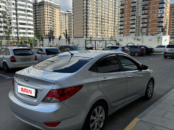 2012 Hyundai Solaris I, серебристый, 670000 рублей - вид 8