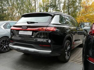 2026 Audi Q6 40 TFSI, чёрный, 7740000 рублей, вид 4