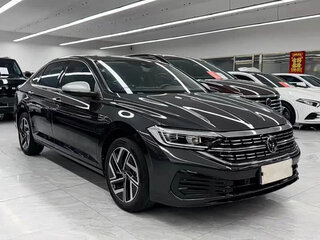 2023 Volkswagen Sagitar III Рестайлинг, коричневый, 1240000 рублей, вид 1