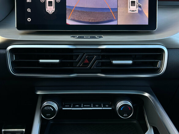 2023 Geely Coolray I, серебристый, 2000000 рублей - вид 19