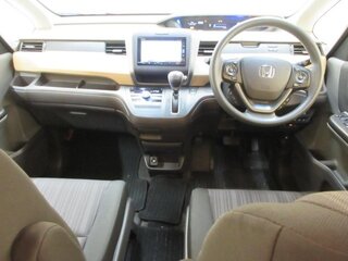 2019 Honda Freed II, белый, 1212000 рублей, вид 5