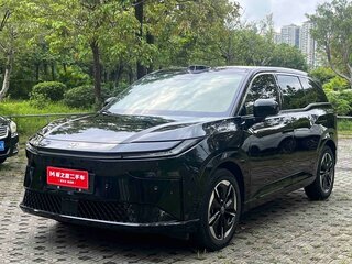 2025 Toyota bZ3X 58.3 kWh, чёрный, 2650000 рублей, вид 3