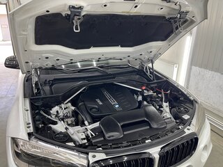 2015 BMW X5 40d III (F15), белый, 2900000 рублей, вид 4