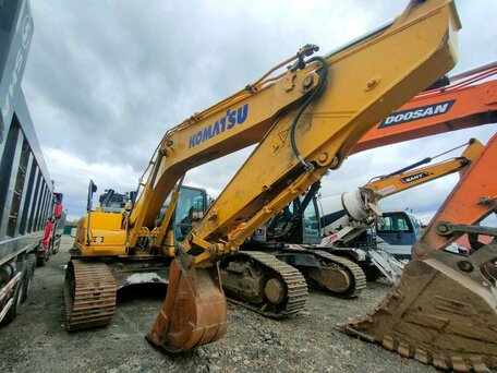 2022 Komatsu PC210, жёлтый, 9000000 рублей, вид 2