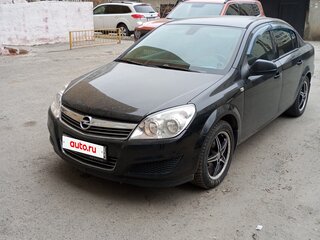 2013 Opel Astra H Рестайлинг, чёрный, 650000 рублей, вид 1