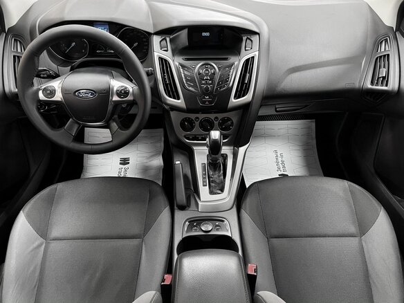 2013 Ford Focus III, белый, 750000 рублей - вид 9