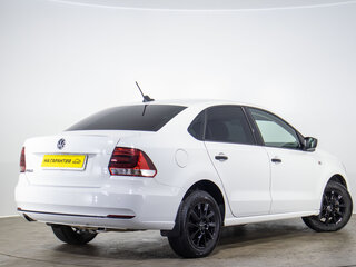 2018 Volkswagen Polo V Рестайлинг, белый, 1199000 рублей, вид 4