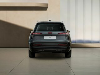 2026 Audi Q7 III (G8), серый, 20100000 рублей, вид 4