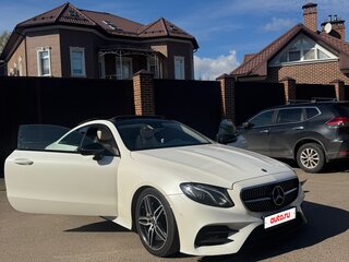 2017 Mercedes-Benz E-Класс 200 V (W213, S213, C238), белый, 3100000 рублей, вид 4