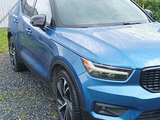 2021 Volvo XC40 I, синий, 3500000 рублей, вид 3