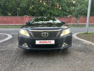 2013 Toyota Camry VII (XV50), чёрный, 1800000 рублей, вид 1