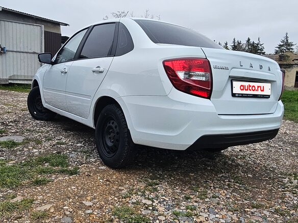 2023 Lada (ВАЗ) Granta I Рестайлинг, белый, 630000 рублей
