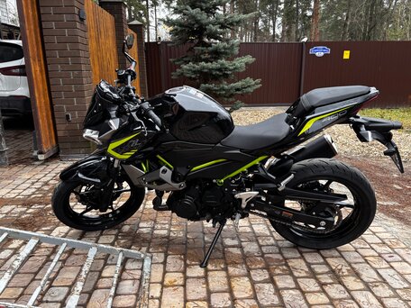 2020 Kawasaki Z 400, чёрный, 550000 рублей, вид 1